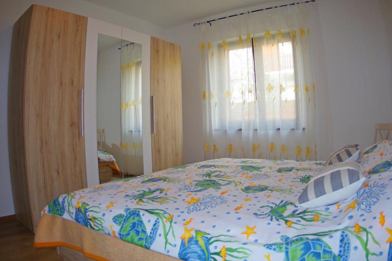 Apartments Tina & Denis Pula Ngoại thất bức ảnh